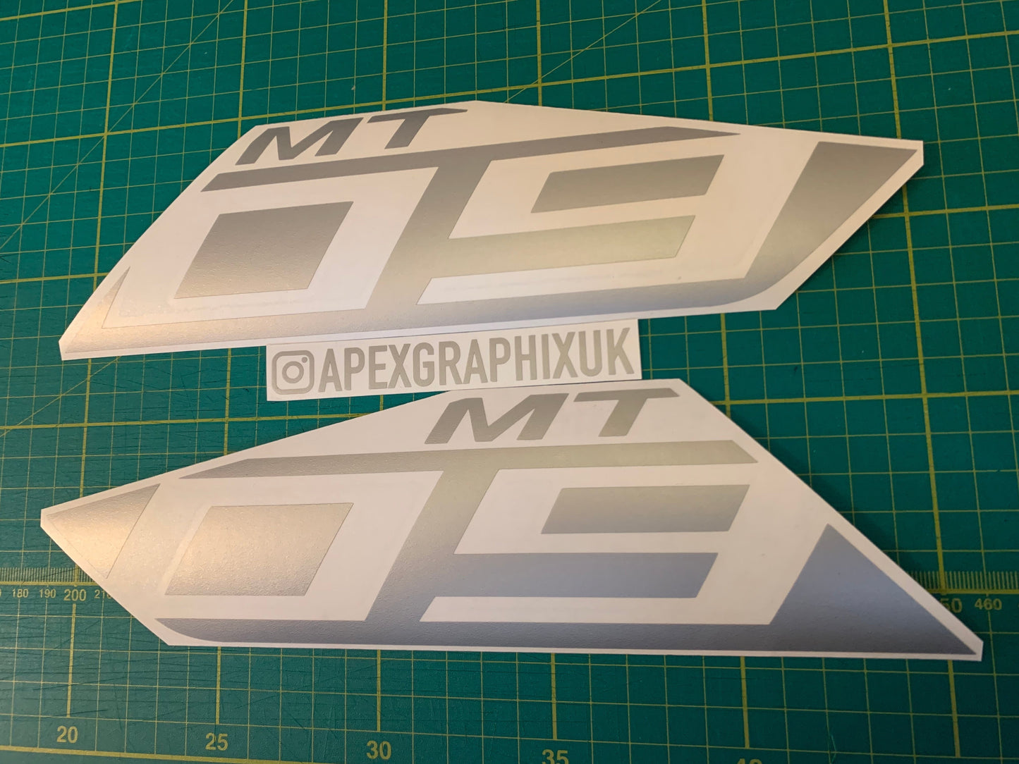 MT-09 Gen 2 Large 09 Intake Decals